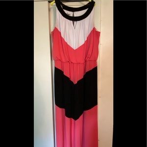 GUC Sleeveless Maxi-Length Dress